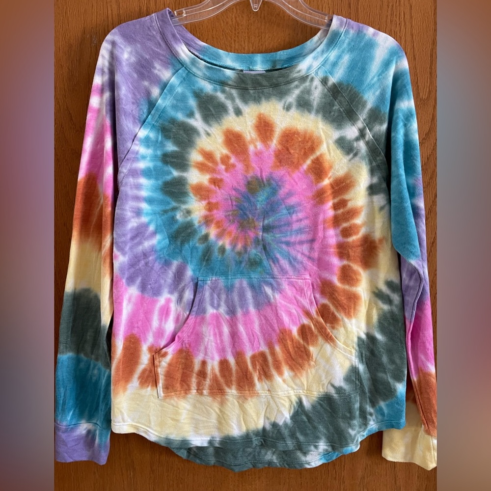 Fun Tie Dye juniors shirt